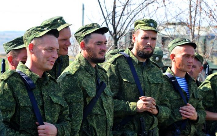 Под Минском разыскивают российских солдат. Они сбежали из части с оружием