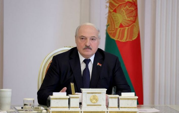 Лукашенко цинично пообещал поддерживать 