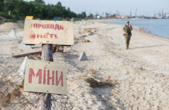 В Запорожской области оккупанты минируют побережье Азовского моря