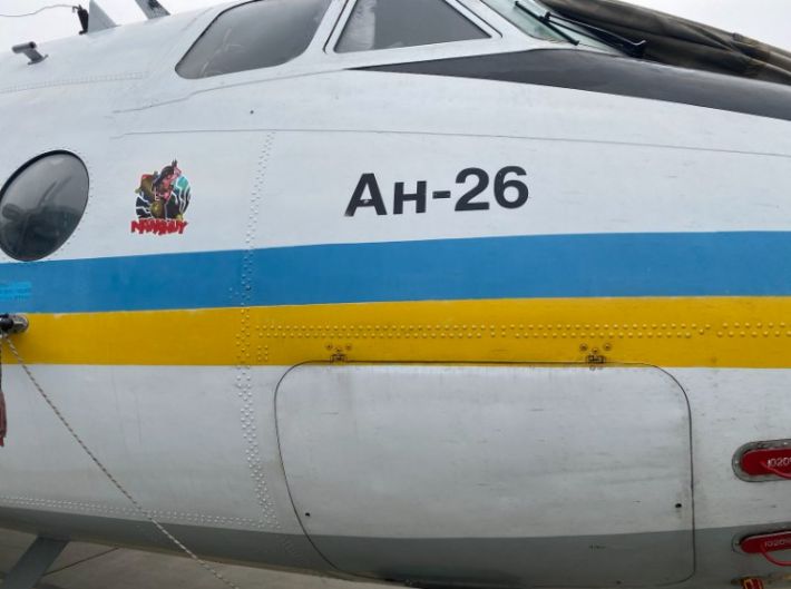 Мелитопольская авиабригада поддержала популярный в Украине флешмоб - в небе под защитой (фото)