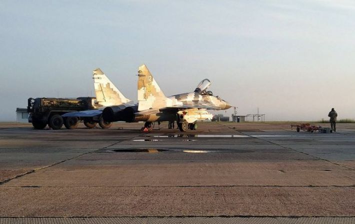 Запад должен передать Украине истребители МиГ-29 и F-16, - экс-командующий НАТО