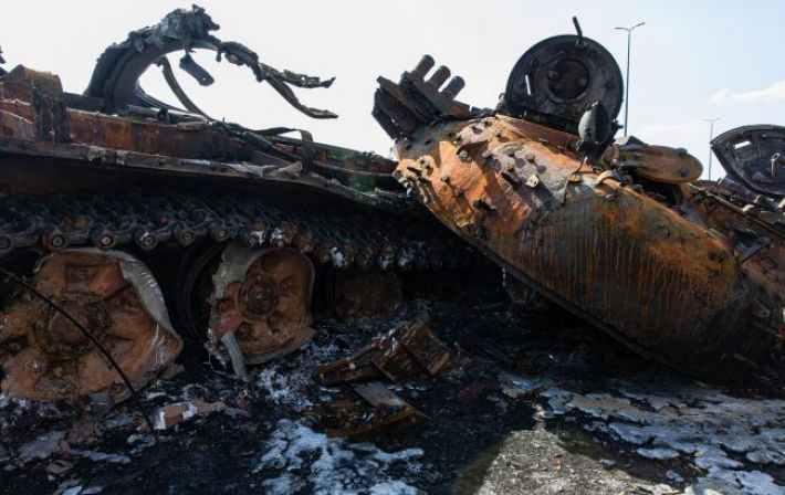Сдетонировал боезапас. В Белгородской области оккупанты уничтожили свой танк, - СМИ