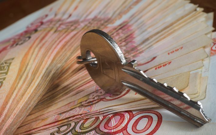Договор из интернета и 2 тысячи рублей - в Мелитополе рашисты разрешили продавать недвижимость