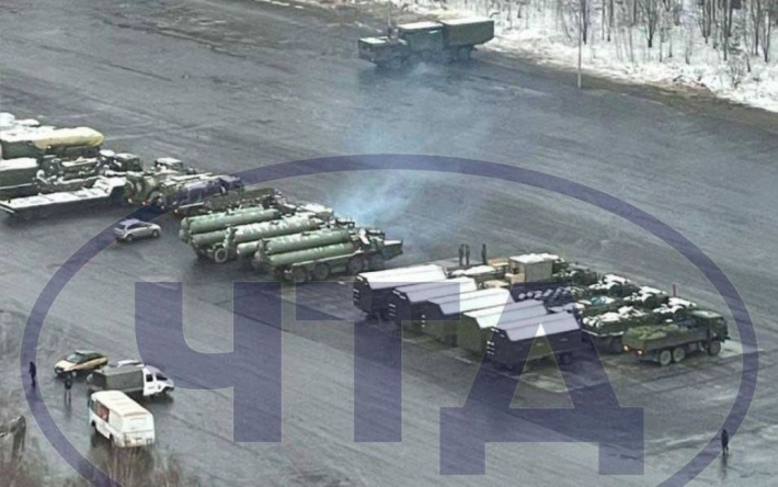 В Москве усиливают ПВО: внезапно развернули дивизион С-400 (фото)