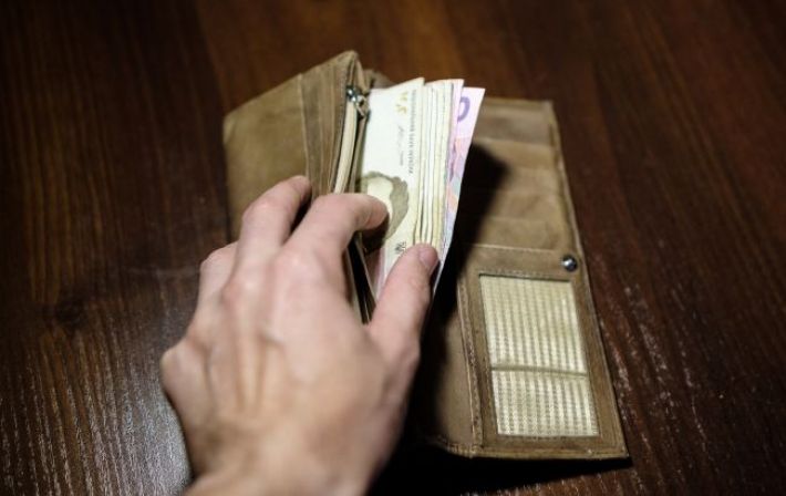 Украинцы во время войны снизили финансовые ожидания: сколько нужно денег на жизнь