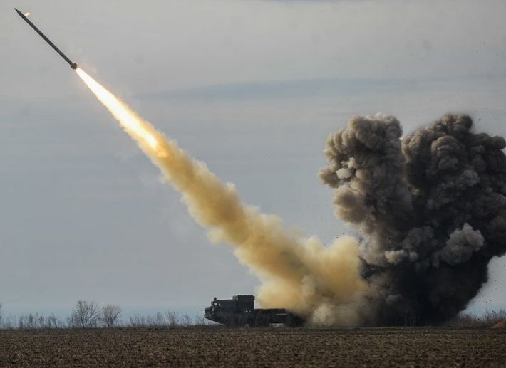 Запорожский район обстреляли ракетами С-300