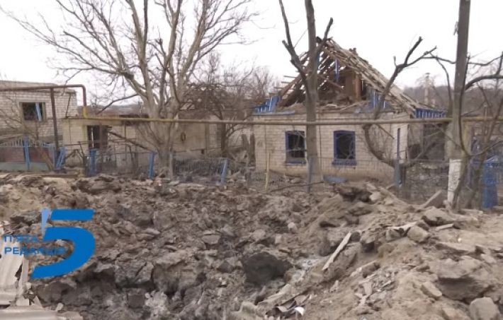 Появился репортаж о последствиях ракетной атаки из российских С-300 по пригороду Запорожья (видео)