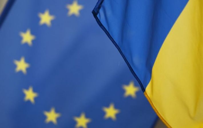 ЕС похвалит Украину за прогресс, но вряд ли примет решение о быстром вступлении, - Euractiv