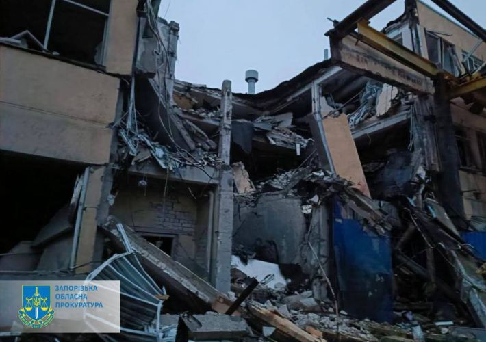 В Запорожье выдают по 15 тысяч грн жителям, у которых повреждено жилье от обстрелов