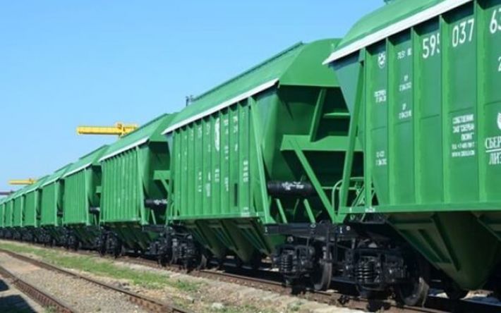 Оккупанты вывозят украинское зерно с помощью железной дороги Токмак-Бердянск