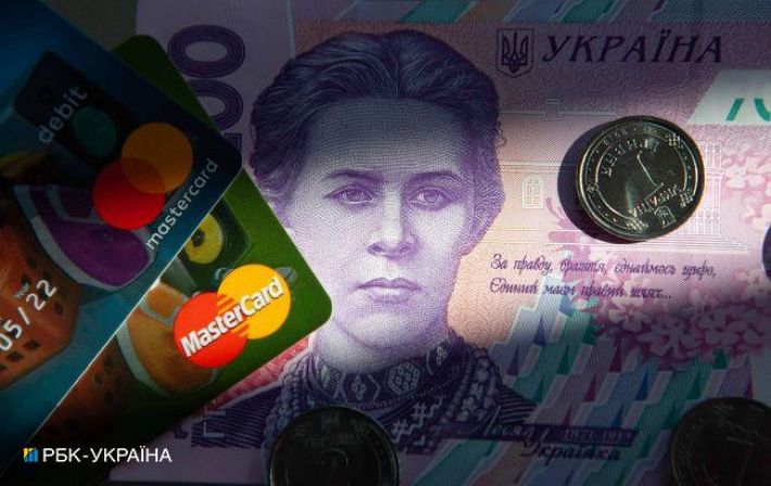 В Украине начали бороться с call-центрами, которые незаконно получают данные из банковских карт