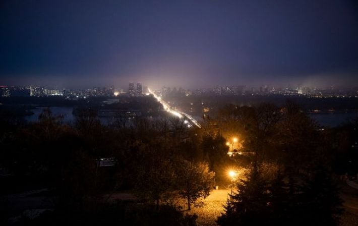 Из-за нагрузки и погоды в Украине отключения света будут продолжительнее, - Yasno