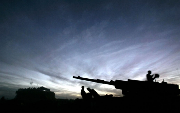 Шведский парламент решил отправить в помощь Украине бронетехнику и артиллерию