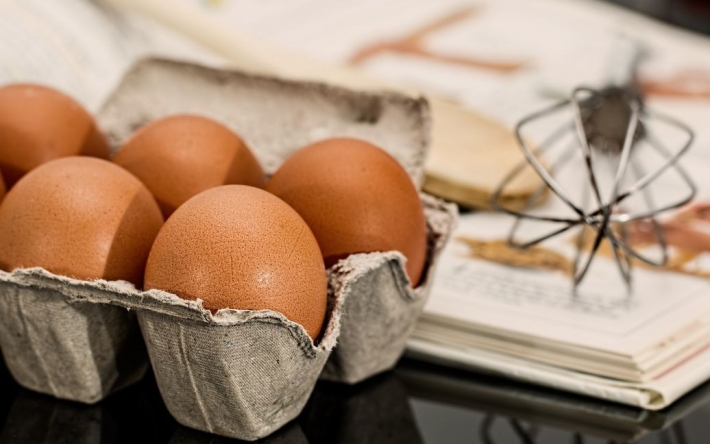 Уже не по 17 гривен: стало известно, когда и насколько снизится цена на яйца в Украине