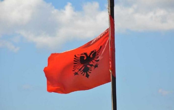 Намагалися штурмувати будівлю парламенту. В Албанії відбулися масові протести