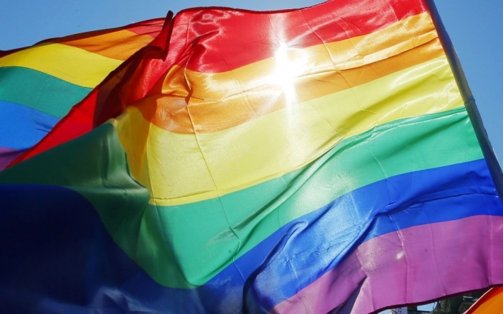 В Москве задержали гея из Чечни, приехавшего из Нидерландов на похороны отца