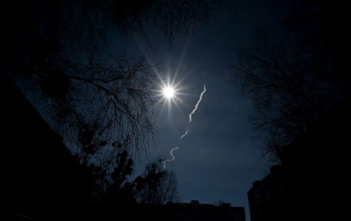 Военные показали уничтожение крылатой ракеты россиян сегодня ночью (видео)