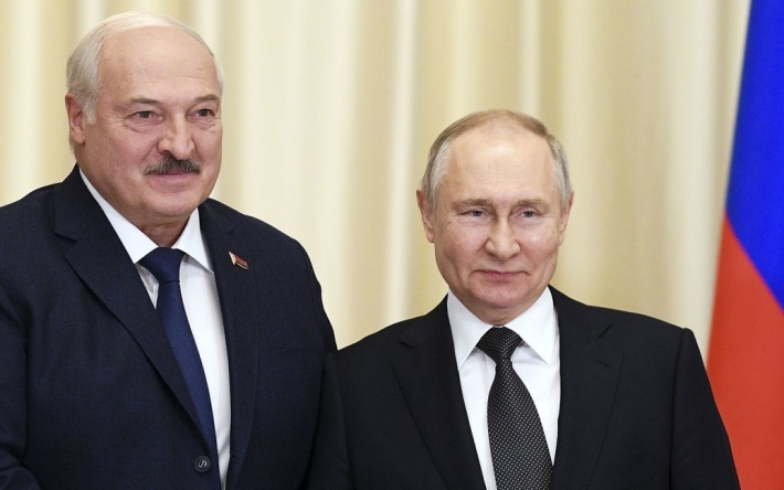 "Как будто я мог не согласиться": Лукашенко признался, что был вынужден приехать к Путину, но и подколол его (видео)