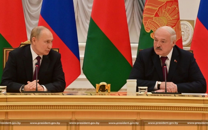Це було сказано невипадково: експерт пояснив заяву Лукашенка про можливий вступ у війну і оцінив загрозу