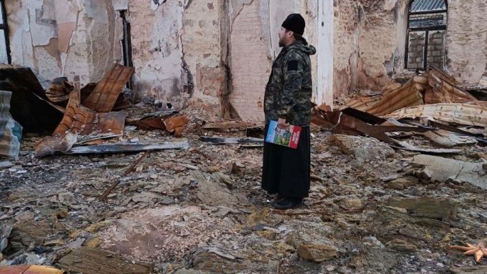 Пора в Мелитополь - рашисты похвастались священником, который променял храм на передовую