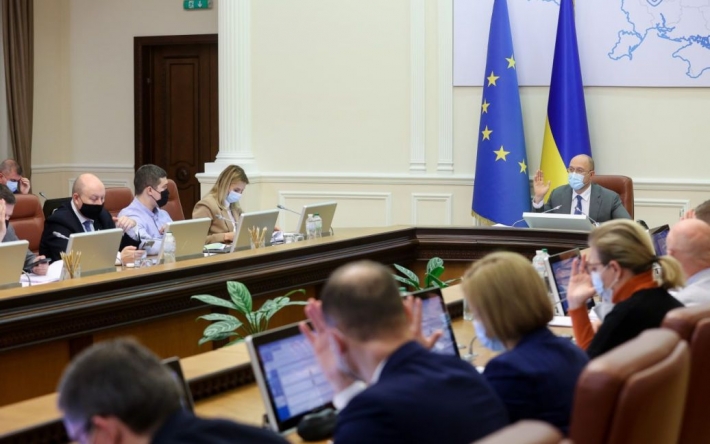 Кабмин назначил двух заместителей министра обороны Украины