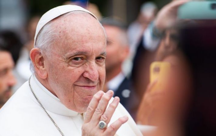 Папа Франциск у річницю російського вторгнення запропонував припинення вогню та переговори