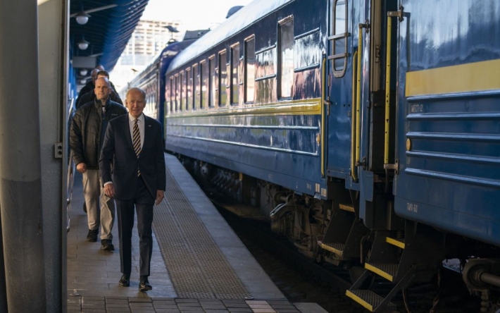 Як Байден їхав до Києва потягом і скільки годин провів у дорозі: в УЗ розкрили деталі (фото)