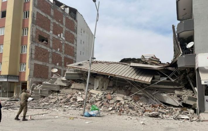 В Турции произошло новое разрушительное землетрясение: есть жертвы