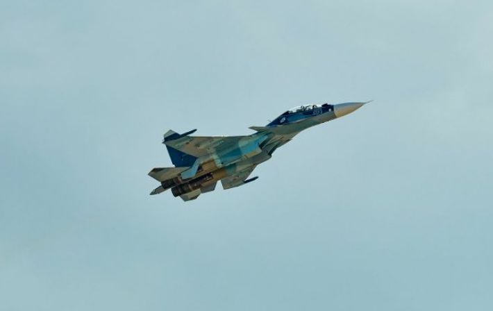 РосЗМІ показали відео з місця падіння Су-34 окупантів під Єнакієвим
