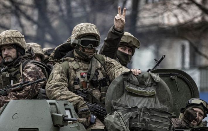 Украинские военные провели несколько контратак вокруг Бахмута: карты боев ISW