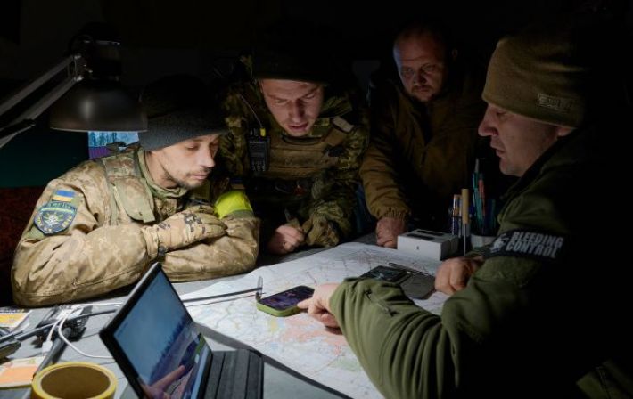 Украина сдерживает наступление РФ и готовится переломить ход войны, - бригадный генерал