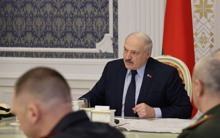 Подрыв А-50 в Беларуси. Лукашенко придумал 