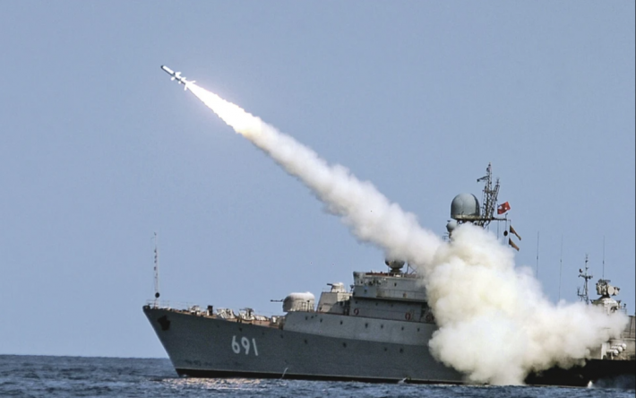 Россия может готовить новую ракетную атаку: в ОК "Юг" заявили об угрозе с моря