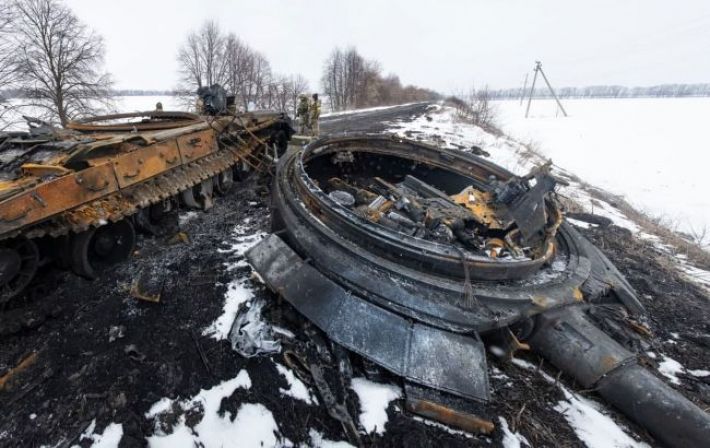 Украинские военные из Javelin уничтожили танк россиян на Донбассе (видео)