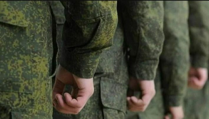 Россия отправляет в Мелитополь неподготовленных контрактников из Южной Осетии