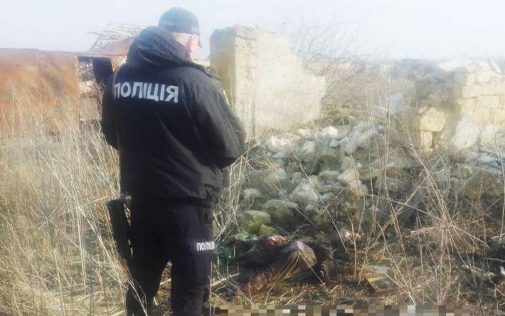 Під Ізюмом поліція виявила муміфіковані останки людей, які загинули під час бомбардування РФ
