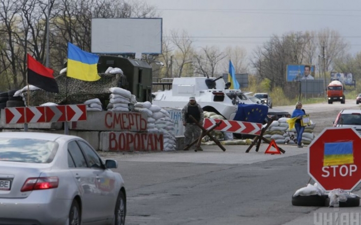 Жданов пояснив, чому в одній із областей України, де немає бойових дій, встановлюють блокпости