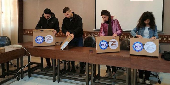 Мелітопольських студентів спантеличили купівлею ноутбуків для сирійців (фото)
