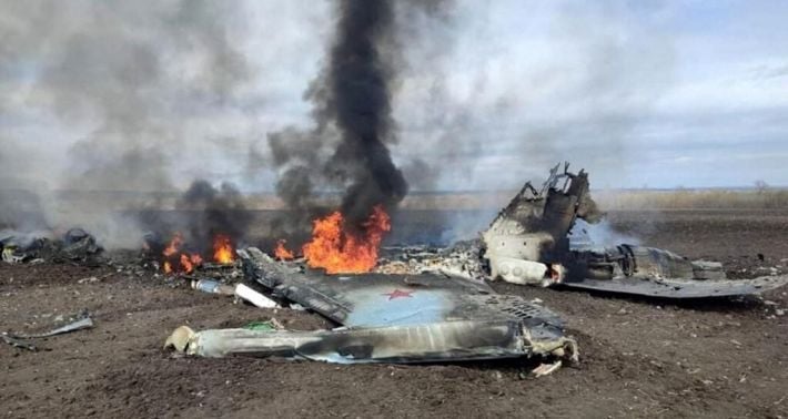 Под Мелитополем упал российский самолет СУ-35 (фото)