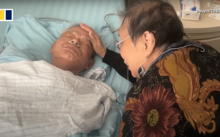 "Йди до світла": Мережу до сліз зворушили останні слова жінки до чоловіка, який помирає (відео)