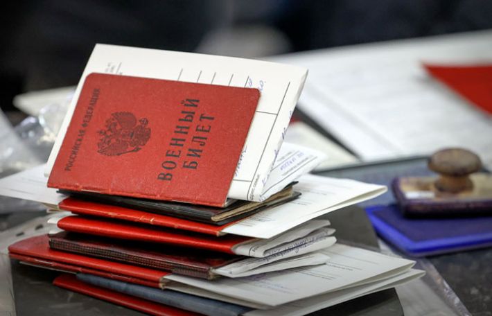 Даже в военкомат ходить не нужно - рашисты объяснили, что ждёт мелитопольцев с русским паспортом