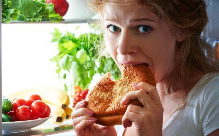 Семь возможных причин почему «Всё время хочу есть» и как от этого избавиться
