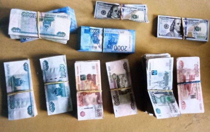Полицейскими возбуждено уголовное дело о незаконной банковской деятельности в Запорожской области