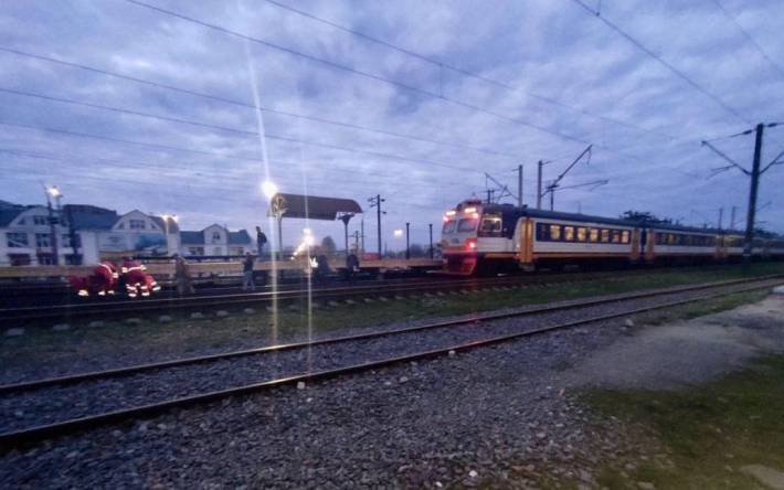 В Буче произошла авария с участием поезда: есть пострадавшие