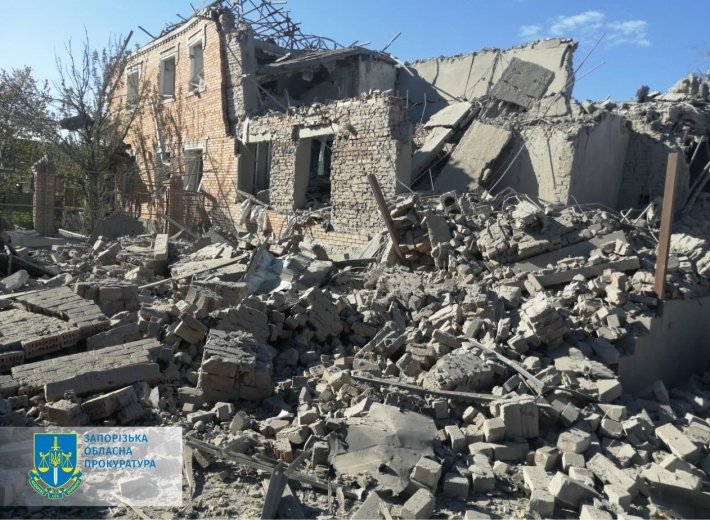 Рашисты обстреляли из авиации Гуляйполе, есть разрушенные дома