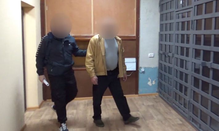 В Мелитополе рашисты задержали мужчину, который, якобы, скрывался от следствия 27 лет