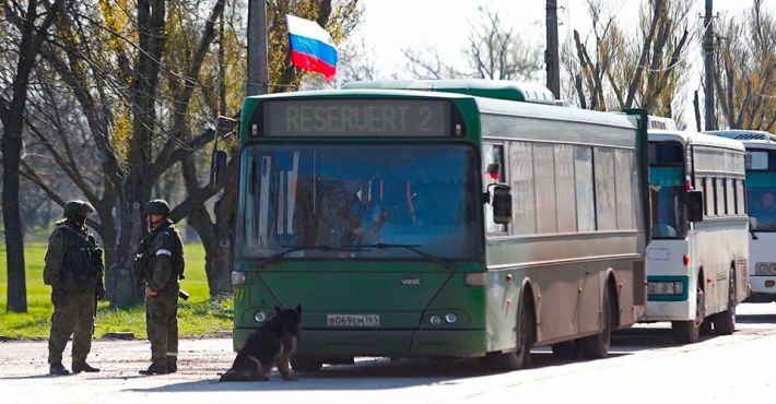 Российские гастролеры из фейкового Минздрава резко отбыли в командировку из Мелитополя