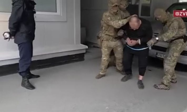 ФСБ обвинила перевозчика из Мелитополя в покушении на руководство аннексированного Крыма (видео)