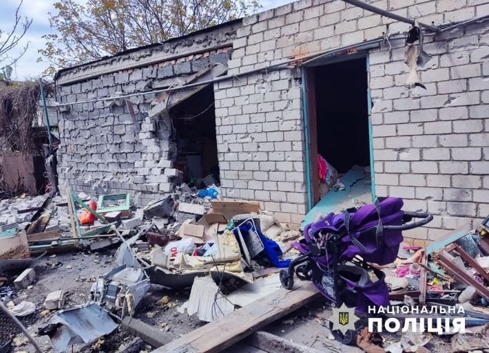 Полицейские в Запорожской области задокументировали последствия вражеских атак с пострадавшими