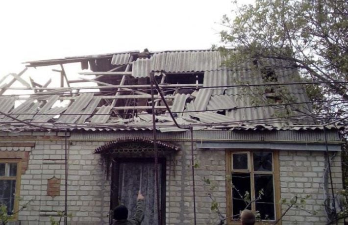 В результате обстрелов Запорожской области разрушены 38 домов, ранен подросток